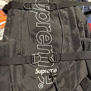 Supreme FW18 Backpack Bag - Black